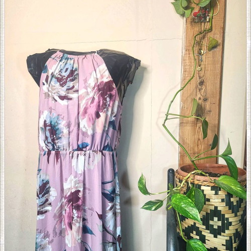 Maxi floral dress like new, size 38