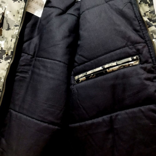 Camouflage hunting vest with cotton lining, size L