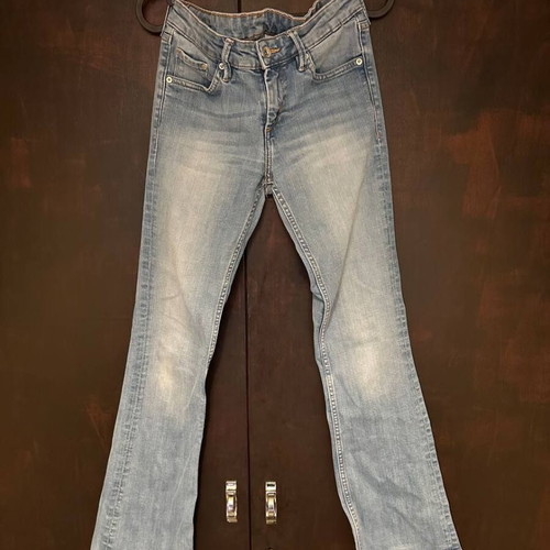 H&M bootcut jeans low waist size 27/30 like new