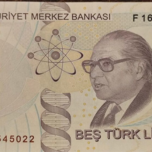 Turkey 5 Lira banknote 2009 like new