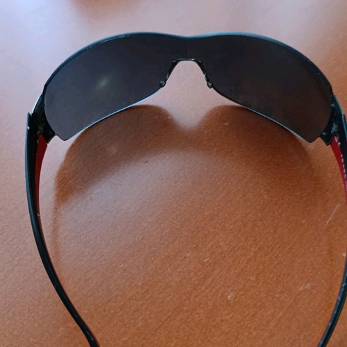 Prada sunglasses like new