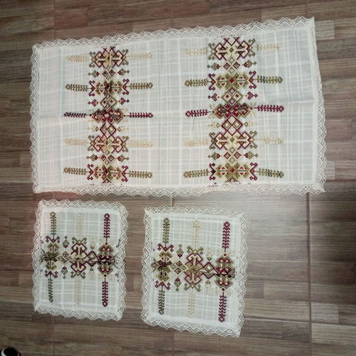 Traditional Cretan Table Linens Set new, 4 pieces