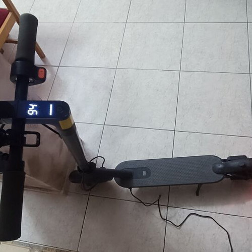 Xiaomi electric scooter like new, used 10 times
