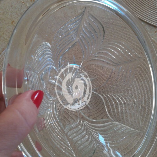 Crystal bowl new for decoration and use