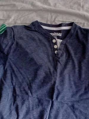 Set of 3 short-sleeve T-shirts Mango, Benetton, Teranova for 8-year-old boy like new