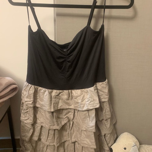 H&M dress like new, black bust with beige-khaki ruffles