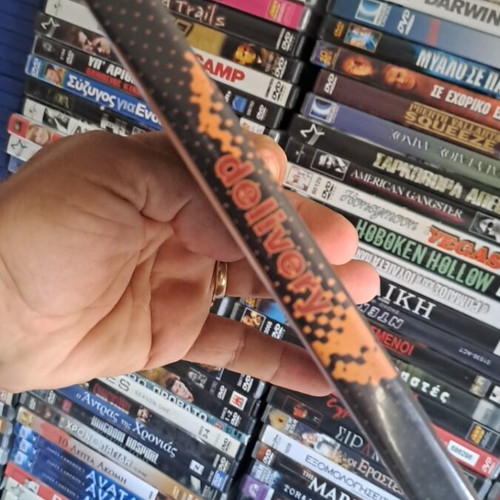 Delivery DVD, social film with subtitles