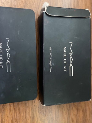 Mac παλέτα με σκιές σαν καινούργιο
