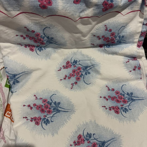 Aigaion double bed sheet set with quilt and pillowcases