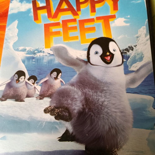 Happy Feet DVD like new, animated movie with subtitles