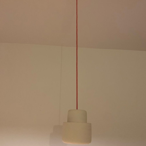 Designer ceiling lights like new, pack of 2 with red cable