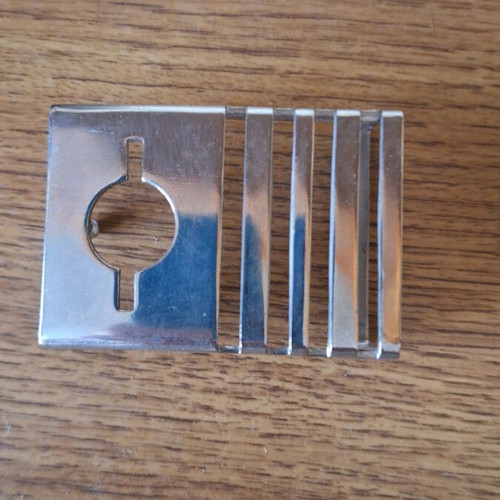 Stainless steel belt buckle used, 6 cm length and 4 cm width