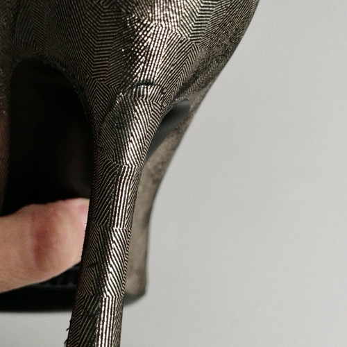 Fratelli Rossetti pumps used, size 38.5, metallic gold