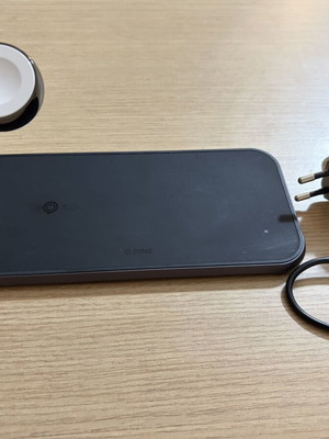 Zens Wireless Charger Qi Pad 10W Black Dual + Watch like new