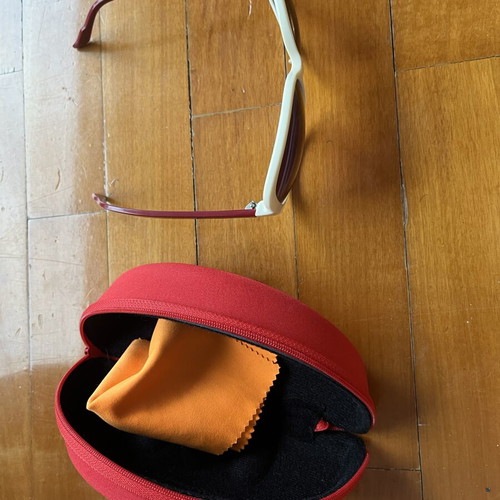 3Guys Oversized Sunglasses Used White With Case