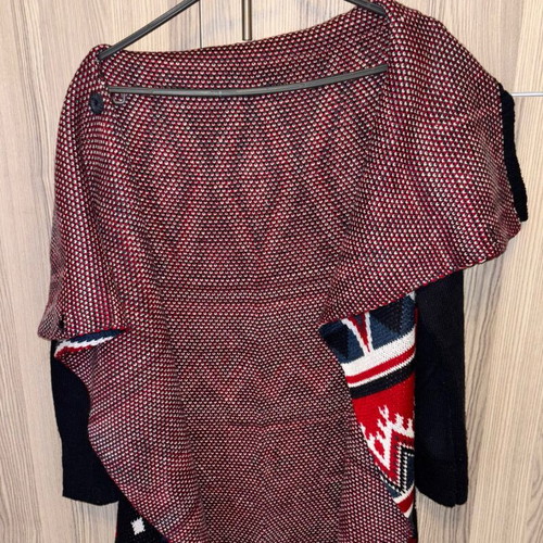 Women's clothing set like new, cardigan, turtleneck, pants in blue and red