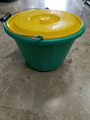 Κουβάς ψαρέματος Plastica Panaro 18 λίτρα καινούργιο με καπάκι