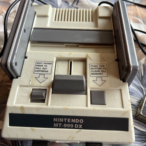 Nintendo MT-999DX console used, like new, without power supply