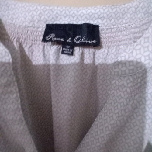 Silk blouse Rose & Olive like new, gray and beige, size XL