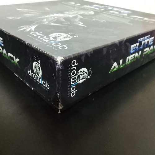 Project Elite Alien Pack expansion pack used with 39 miniatures and tokens