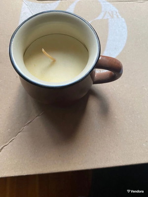 Decorative candle like new