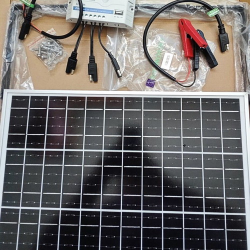 Monocrystalline Solar Panel Kit 25W 12V with Controller and Mounting