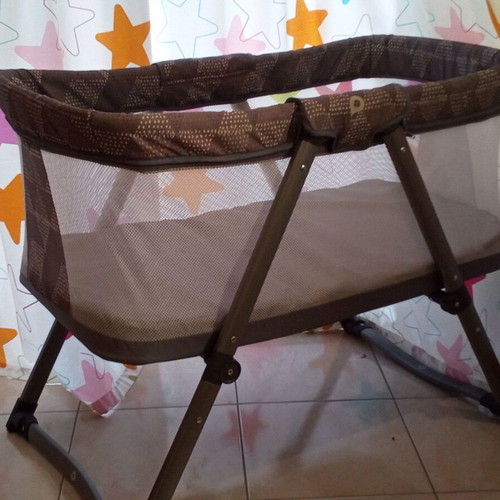 Premaman Baby Cradle like new with Mosquito Net
