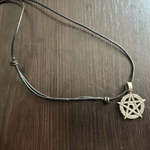 Necklace like new