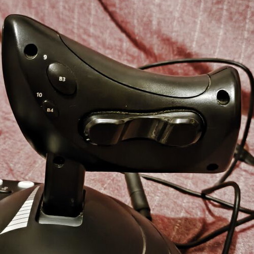 Thrustmaster T.Flight Hotas One joystick like new with box
