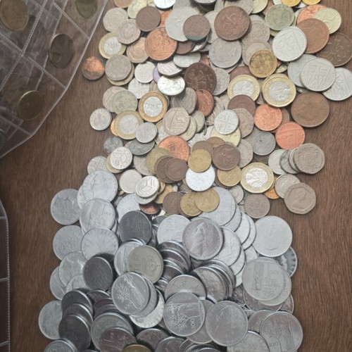Lot of world coins used, 1900's+