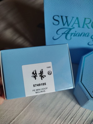 Swarovski Ariana Grande Dragonfly σετ μίνι κρίκοι σκουλαρίκια 2026