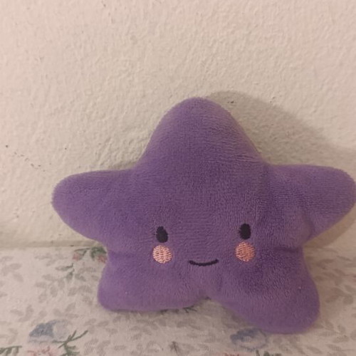 Plush pet toy set with squeaker mechanism, like new, 5 pieces