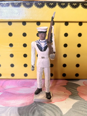 Athina military toy sailor with summer uniform, used, 1960s rare