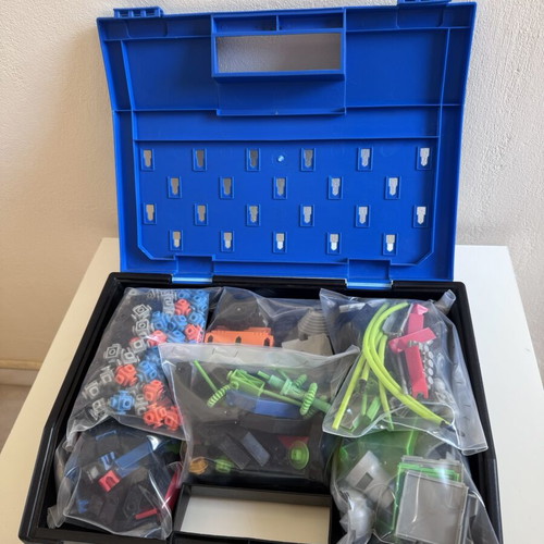 Construx Action Building System 1996 retro vintage used with case and instructions