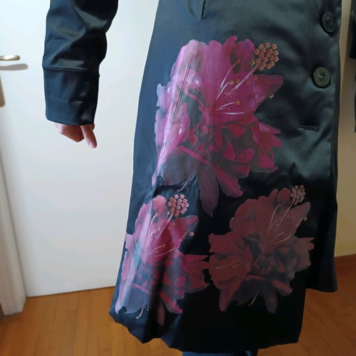 Desigual gabardine black glossy with floral print size 38 like new