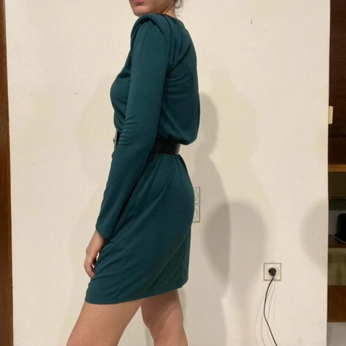 Turquoise dress with shoulder pads like new, size M