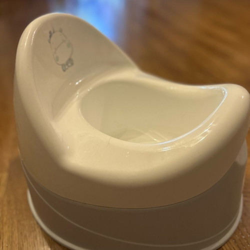 Yogee children's potty like new