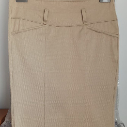 Pencil skirt used with bow detail and sleeveless top gift