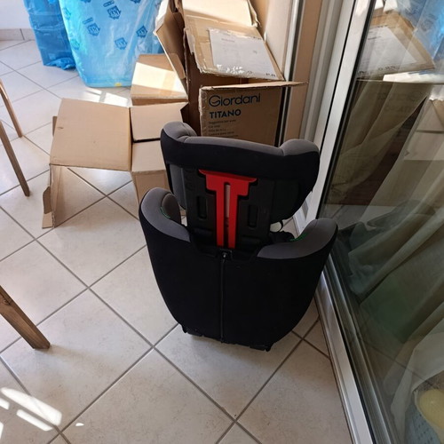 Car seats for children used, suitable for 1 to 6 years