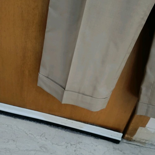 Artisti Italiani beige office pants size 34 like new