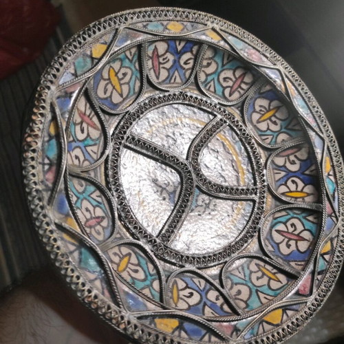 Mid Century Moroccan Ceramic Bowl with Silver Moorish Filigree from Fez 22cm used