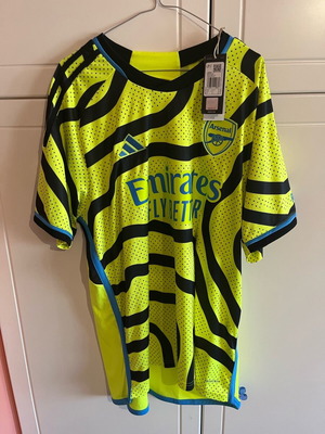 Επίσημη εμφάνιση Άρσεναλ Gabriel Jesus καινούργια από adidas