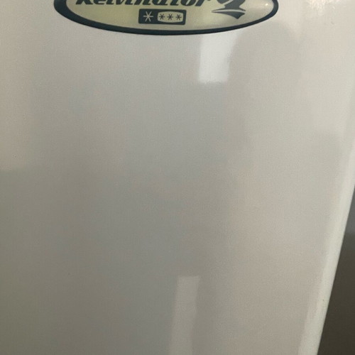 Kelvinator refrigerator model KNT13RTEW like new, white, air flow purifier