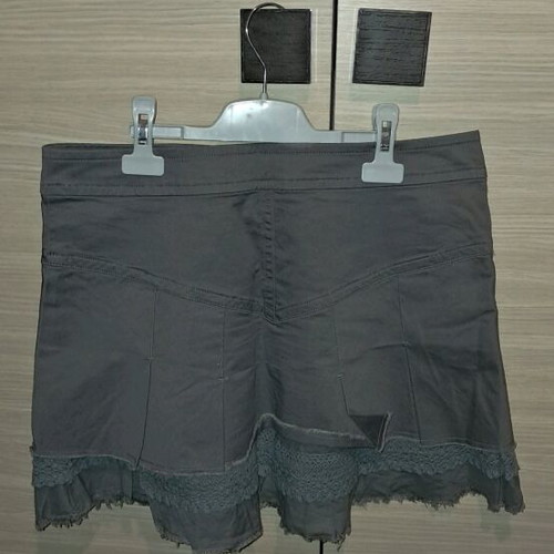 Morgan skirt gray size L like new