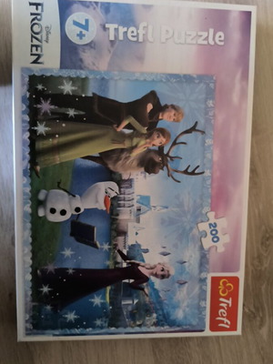 Trefl Puzzle Frozen 7+ 200 pieces new
