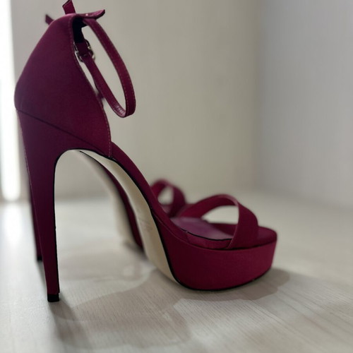 Sante high heel sandals satin leather size 39 like new pink purple