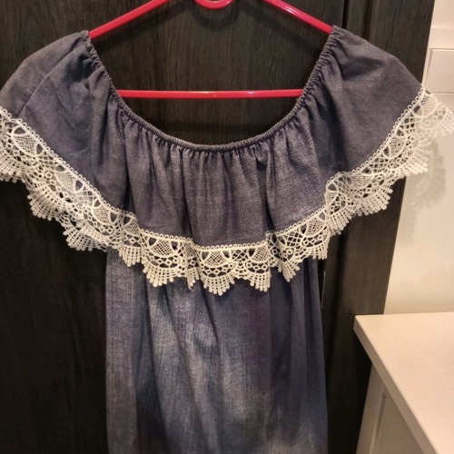 Blouse size S/M used in excellent condition, like new