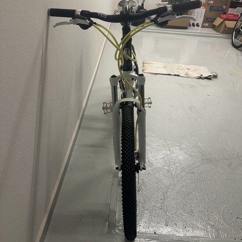 Bianchi Kuma 5100 mountain bike like new, disc brakes, 26 inch