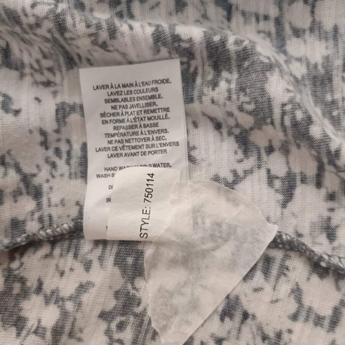Women's short-sleeve blouse like new, size 2XL, white and gray