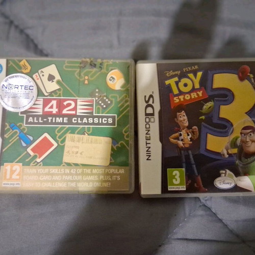 Nintendo DS games used, The Smurfs, Cars 2, Toy Story 3, The 42 All Time Classics
